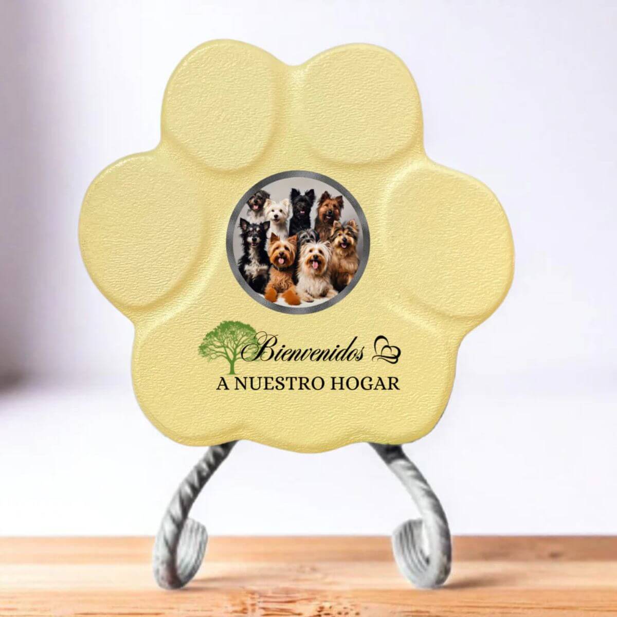 Piedra amarilla personalizada con foto y frase cálida para mascotas – ideal para jardín o entrada del hogar