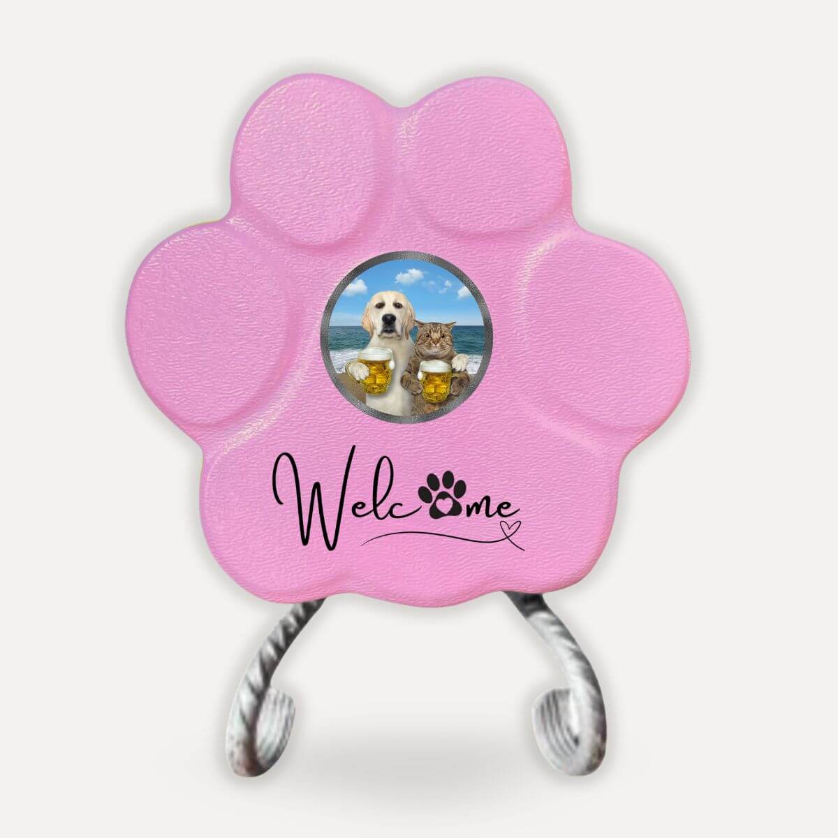 Placa decorativa artesanal en color rosa con soporte y diseño Welcome para amantes de los animales