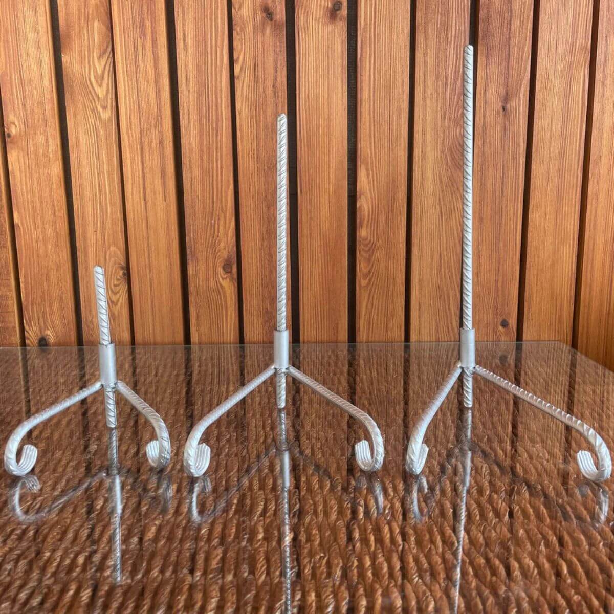 mostrando el soporte pequeño, mediano y grande