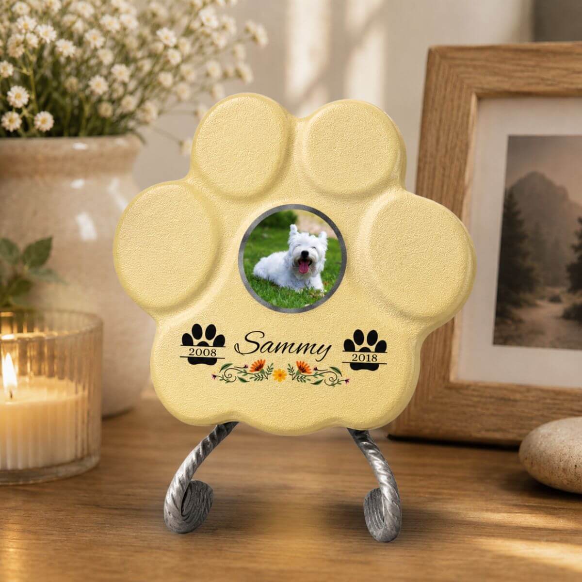 Placa conmemorativa para perro con soporte en color amarilla, memorial personalizado con foto y fechas para decoración interior del hogar